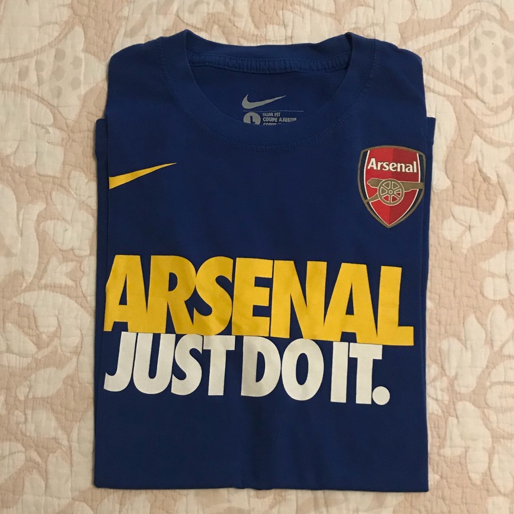 Arsenal soccer Nike shirt